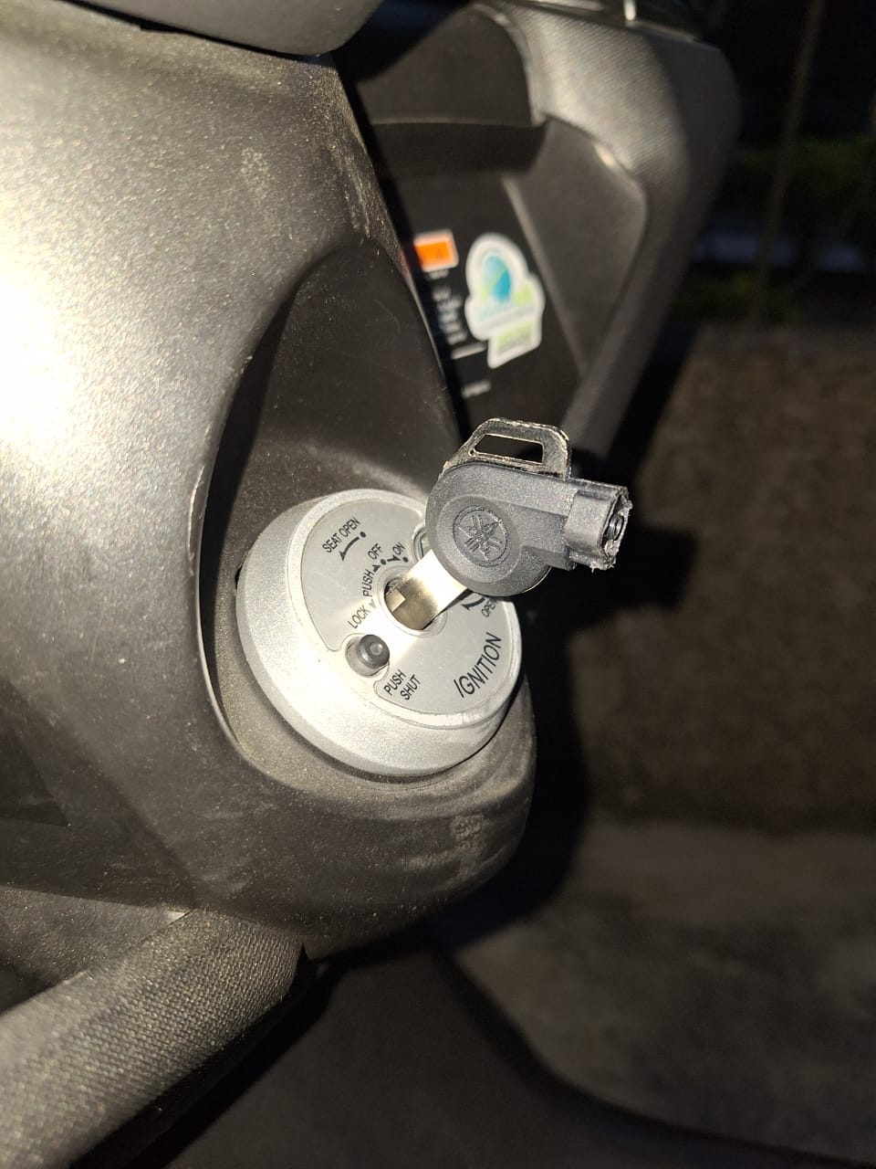 Servicio de cerrajería en carro y moto